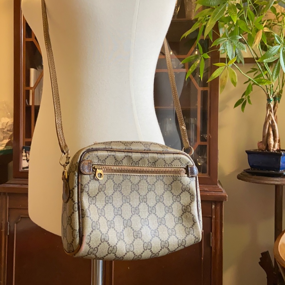 Original 1980s Gucci crossbody bag